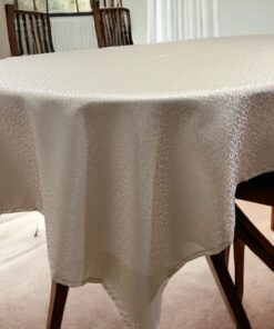 Stolnjak Viktorija 140x220cm Krem