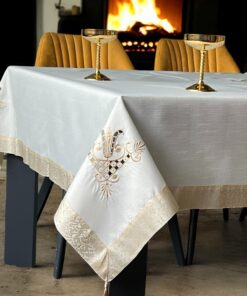 Stolnjak Krown 160x220cm Zlatna/bela boja