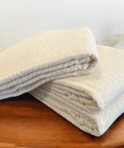 Frotirni prekrivač Winter 400g/m2 200x200cm Bež boja