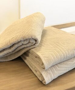 Frotirni prekrivač Winter 400g/m2 150x200cm Krem boja