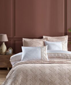 Prekrivač + Set posteljine Tallia bež boja