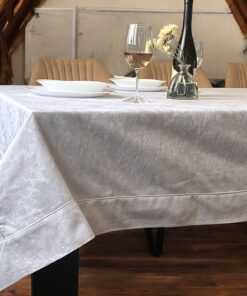 Stolnjak Nerry Bela boja 160x220cm